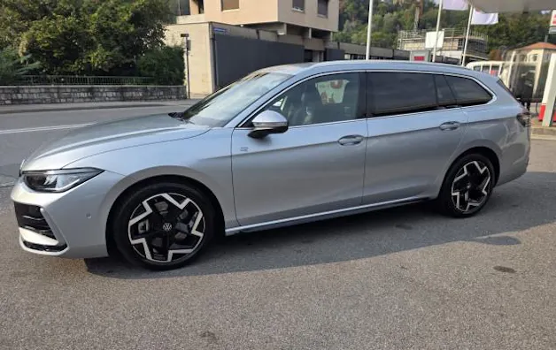 VW Passat 2.0 TDI R-Line 4M