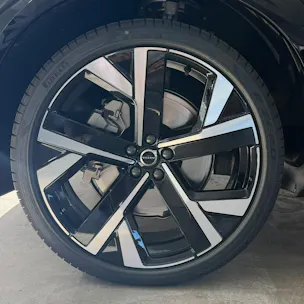 VOLVO XC60 2.0 T8 TE Black Edition e