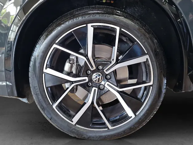 VW Tiguan 2.0 TSI DSG R-Line 4Motion