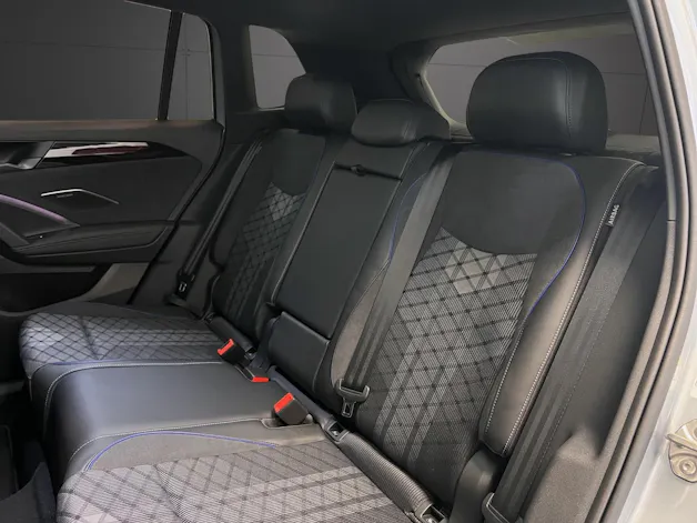 VW Tiguan 2.0 TSI DSG R-Line Plus 4Motion