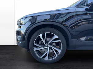 VOLVO XC40 2.0 B4 MH R-Design AWD