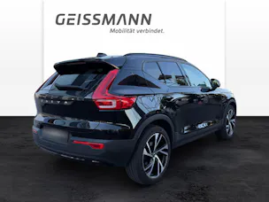 VOLVO XC40 2.0 B4 MH R-Design AWD