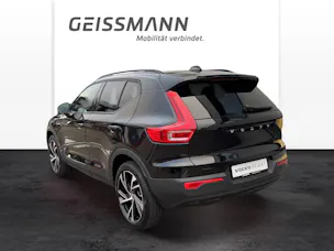 VOLVO XC40 2.0 B4 MH R-Design AWD
