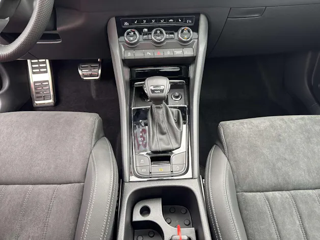 SKODA Karoq 2.0 TSi SportLine 4x4 DSG-Automat