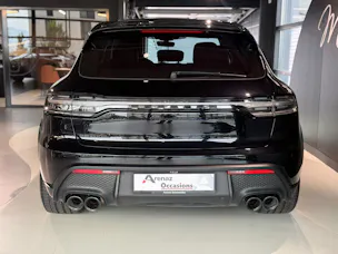 PORSCHE Macan GTS PDK