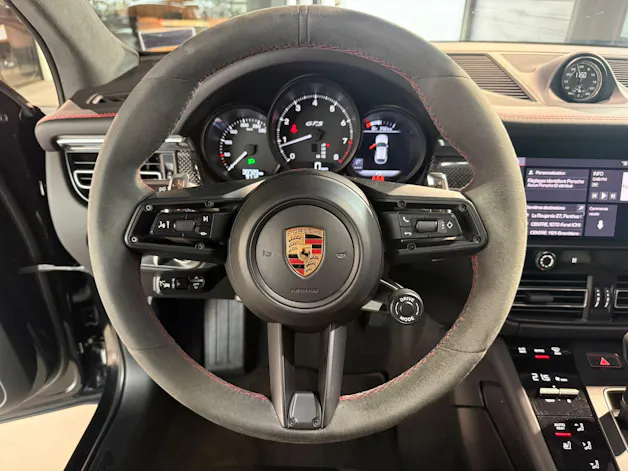 PORSCHE Macan GTS PDK