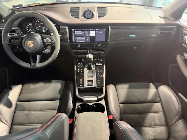 PORSCHE Macan GTS PDK