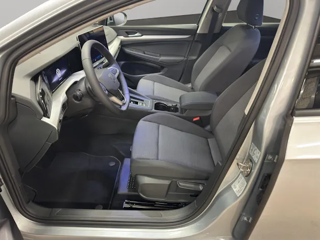 VW Golf 1.5 e TSI mHEV Value DSG