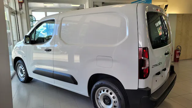 CITROEN Berlingo Van 1.2 Pure Tech 110 s/s Swiss Edition