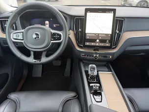 VOLVO XC60 2.0 T6 TE Plus Dark eAWD