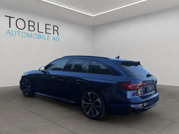 AUDI RS4 Avant 2.9 TFSI quattro tiptronic