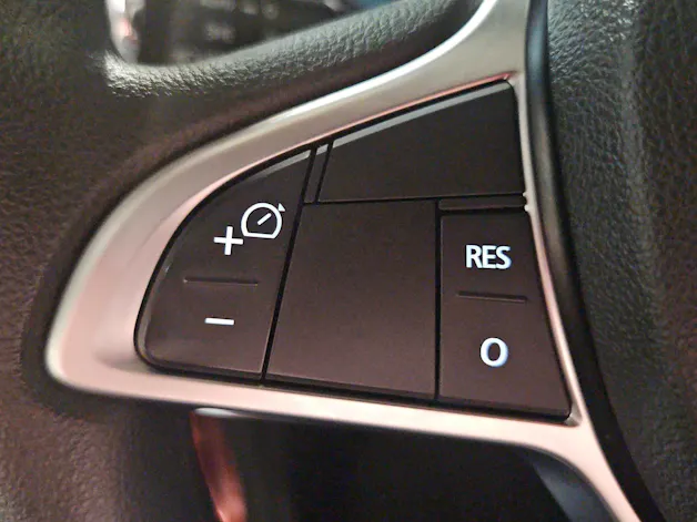 DACIA Spring 27 kWh Electric 65 Extreme