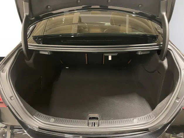 MERCEDES-BENZ E 200 AMG Line 9G-Tronic