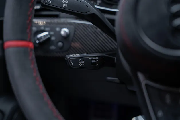 AUDI RS5 Coupé 2.9 V6 TFSI quattro T-Tronic / Carbon Paket / Alcantara-Lenkrad / Bang&Olufsen