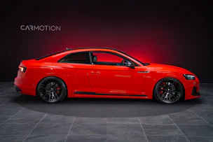 AUDI RS5 Coupé 2.9 V6 TFSI quattro T-Tronic / Carbon Paket / Alcantara-Lenkrad / Bang&Olufsen