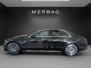 MERCEDES-BENZ E 220 d 4Matic