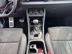 SKODA Karoq 2.0 TSi SportLine 4x4 DSG-Automat