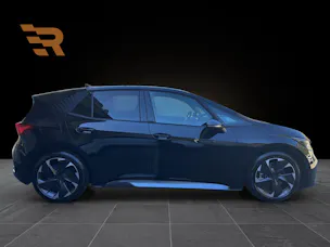 CUPRA Born 59 kWh e-Boost