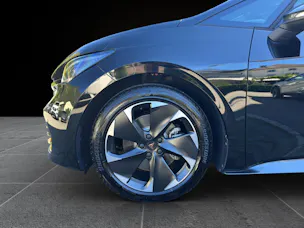 CUPRA Born 59 kWh e-Boost