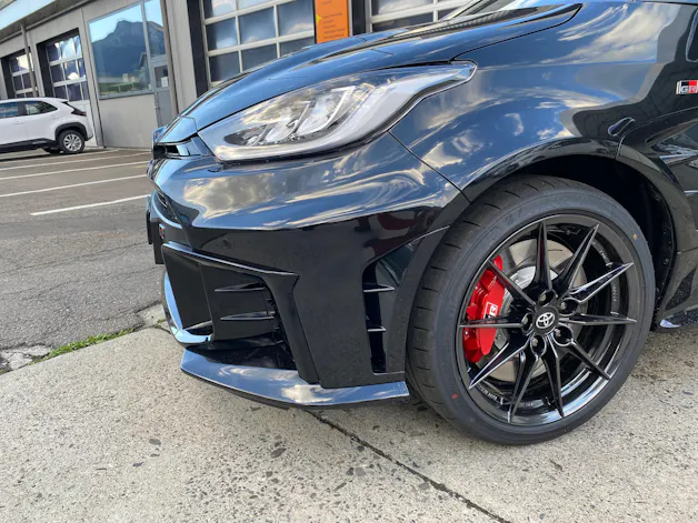 Toyota GR Yaris 1.6 Turbo Aero Paket, Vertikale HB
