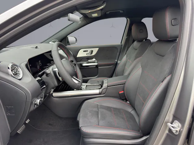 MERCEDES-BENZ GLA-Klasse H247 GLA 250 AMG Line 4matic