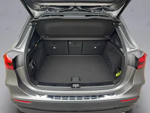 MERCEDES-BENZ GLA-Klasse H247 GLA 250 AMG Line 4matic