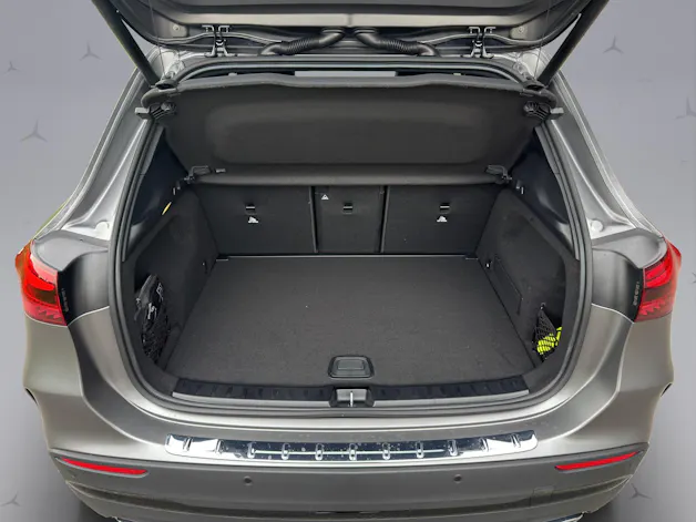 MERCEDES-BENZ GLA-Klasse H247 GLA 250 AMG Line 4matic