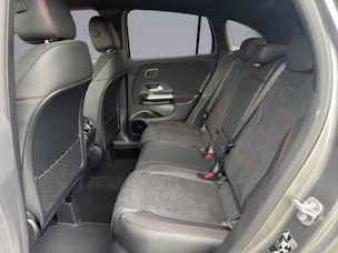 MERCEDES-BENZ GLA-Klasse H247 GLA 250 AMG Line 4matic