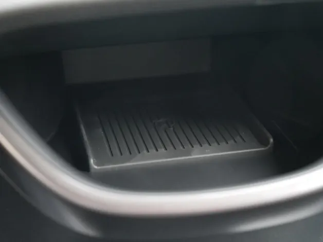 HYUNDAI Inster 49 kWh Electric Amplia
