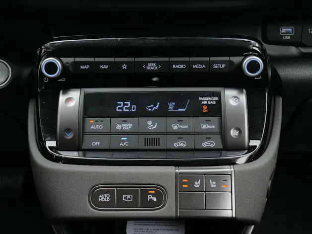 HYUNDAI Inster 49 kWh Electric Amplia