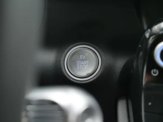 HYUNDAI Inster 49 kWh Electric Amplia