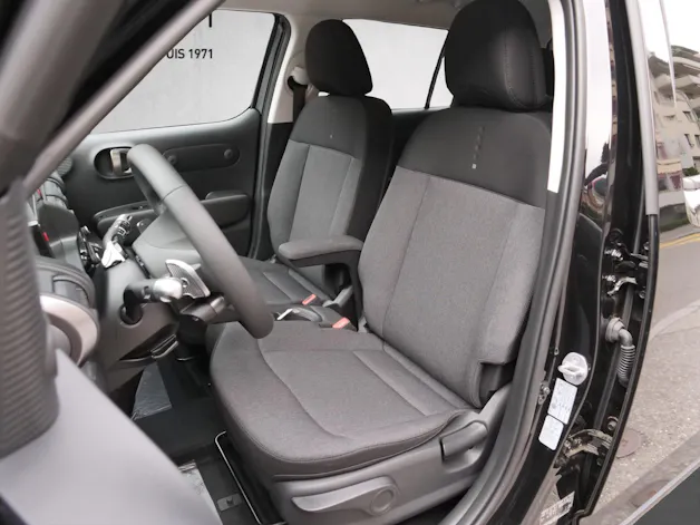 HYUNDAI Inster 49 kWh Electric Amplia