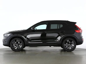 Fahrzeugbild VOLVO XC40 2.0 B4 MH Black Edition