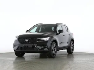 VOLVO XC40 2.0 B4 MH Black Edition