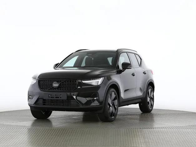 VOLVO XC40 2.0 B4 MH Black Edition