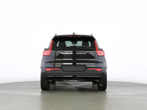 Fahrzeugbild VOLVO XC40 2.0 B4 MH Black Edition