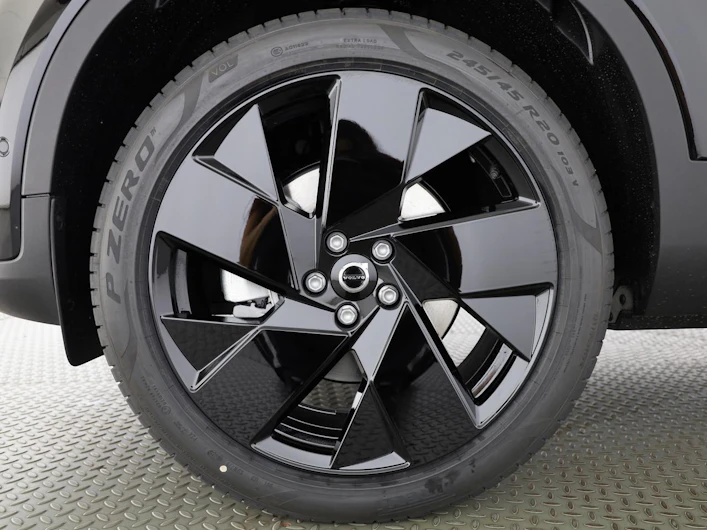 Fahrzeugbild VOLVO XC40