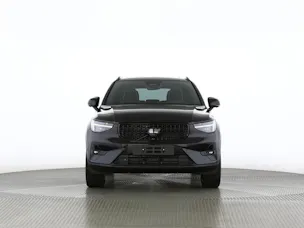 VOLVO XC40 2.0 B4 MH Black Edition