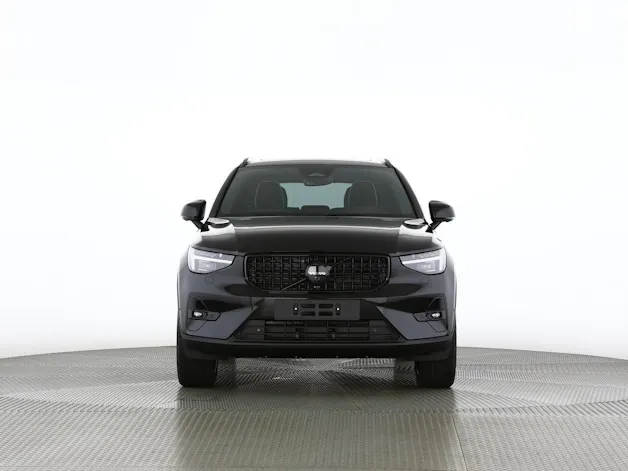 VOLVO XC40 2.0 B4 MH Black Edition