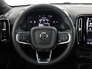 Fahrzeugbild VOLVO XC40 2.0 B4 MH Black Edition