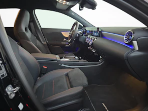 Fahrzeugbild MERCEDES-BENZ A 200 Night Star AMG Line