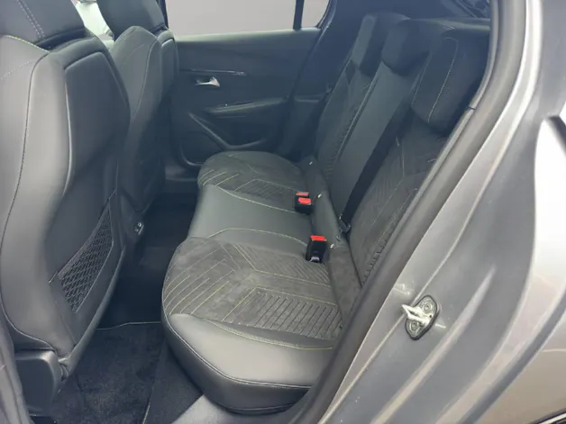 PEUGEOT 208 1.2 Hybrid 145 GT Exclusive