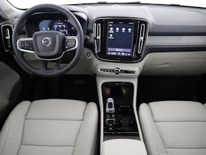 https://vehicle.imgix.net/4501549/0f60c84b-ba54-4530-bf38-554fc398598c.jpg