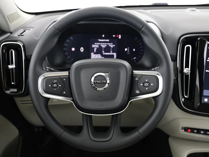 image du véhicule VOLVO XC40