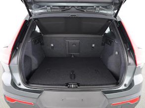 https://vehicle.imgix.net/4501549/5069f0e9-356b-4ced-8eb8-925fe2aca099.jpg