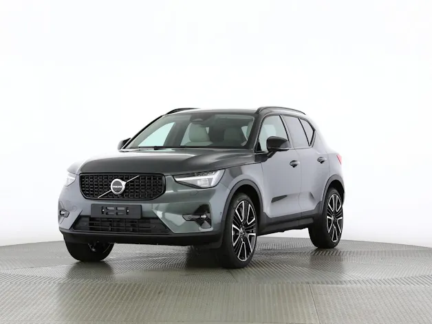VOLVO XC40 2.0 B4 MH Ultra Dark