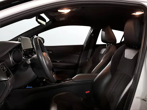 Toyota C-HR 2.0 VVTi HSD Move