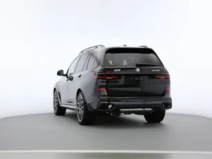 BMW X7 G07 40d xDrive SAG