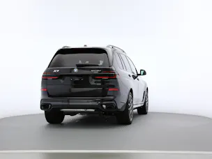 BMW X7 G07 40d xDrive SAG