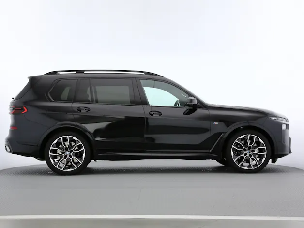 BMW X7 G07 40d xDrive SAG